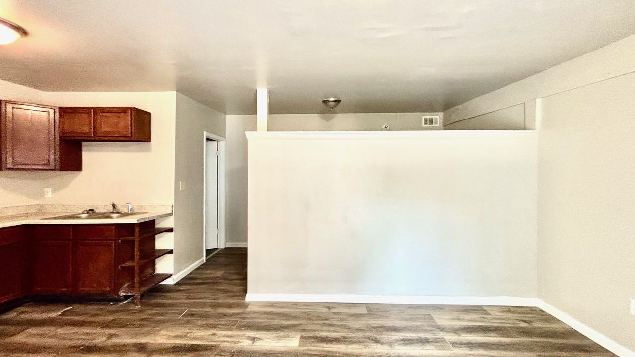 3104 Woodson Rd #17 - Photo 3 of 8