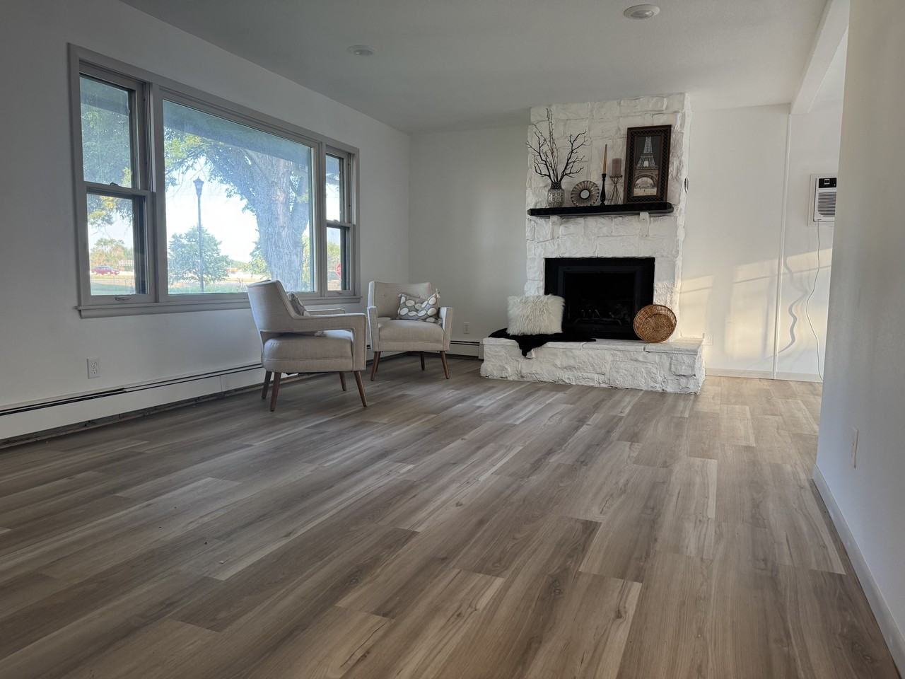 1909 14th St S - Photo 3 of 34