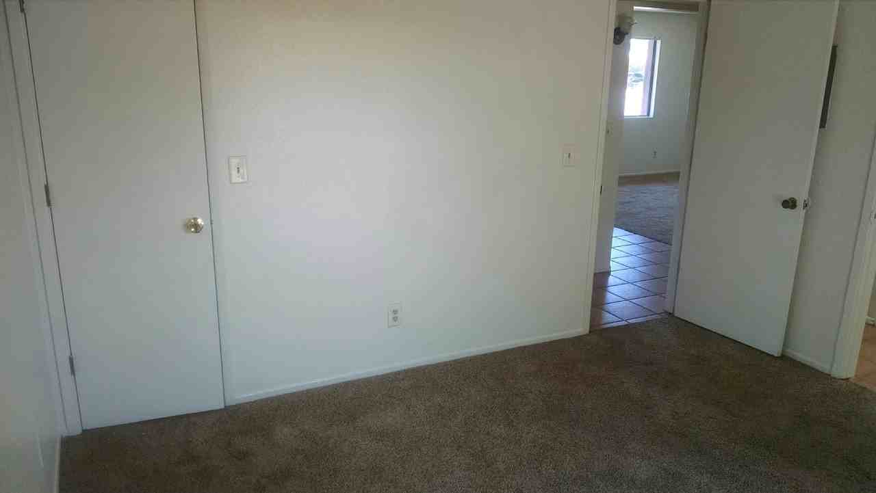 1709 E Glenn St - Photo 5 of 11