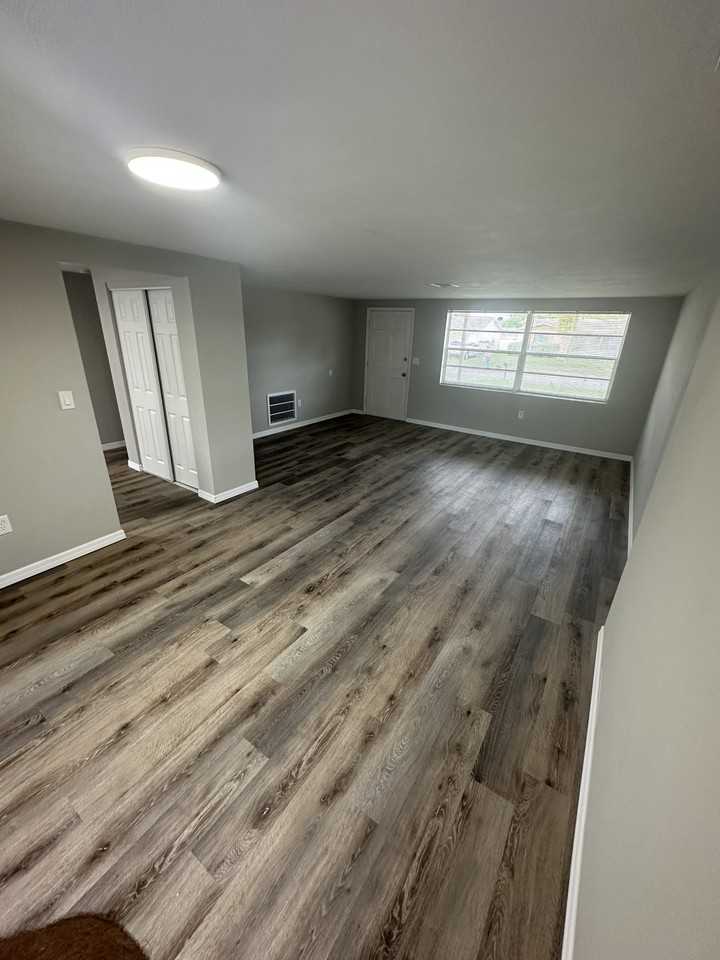 6123 1st Ave - Photo 3 of 23