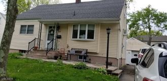662 Grove St - Photo 1 of 1