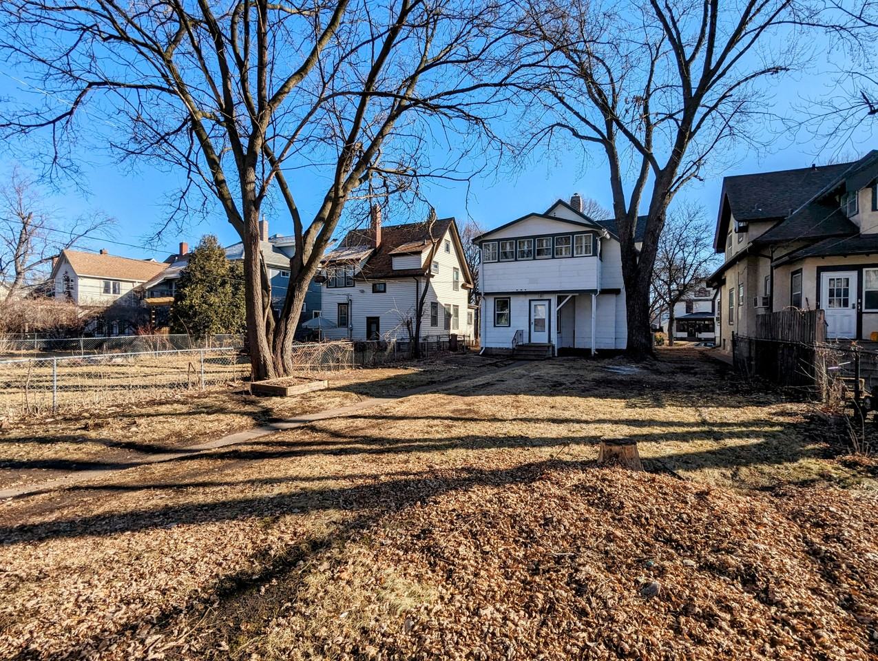 3620 Pillsbury Ave S - Photo 2 of 18