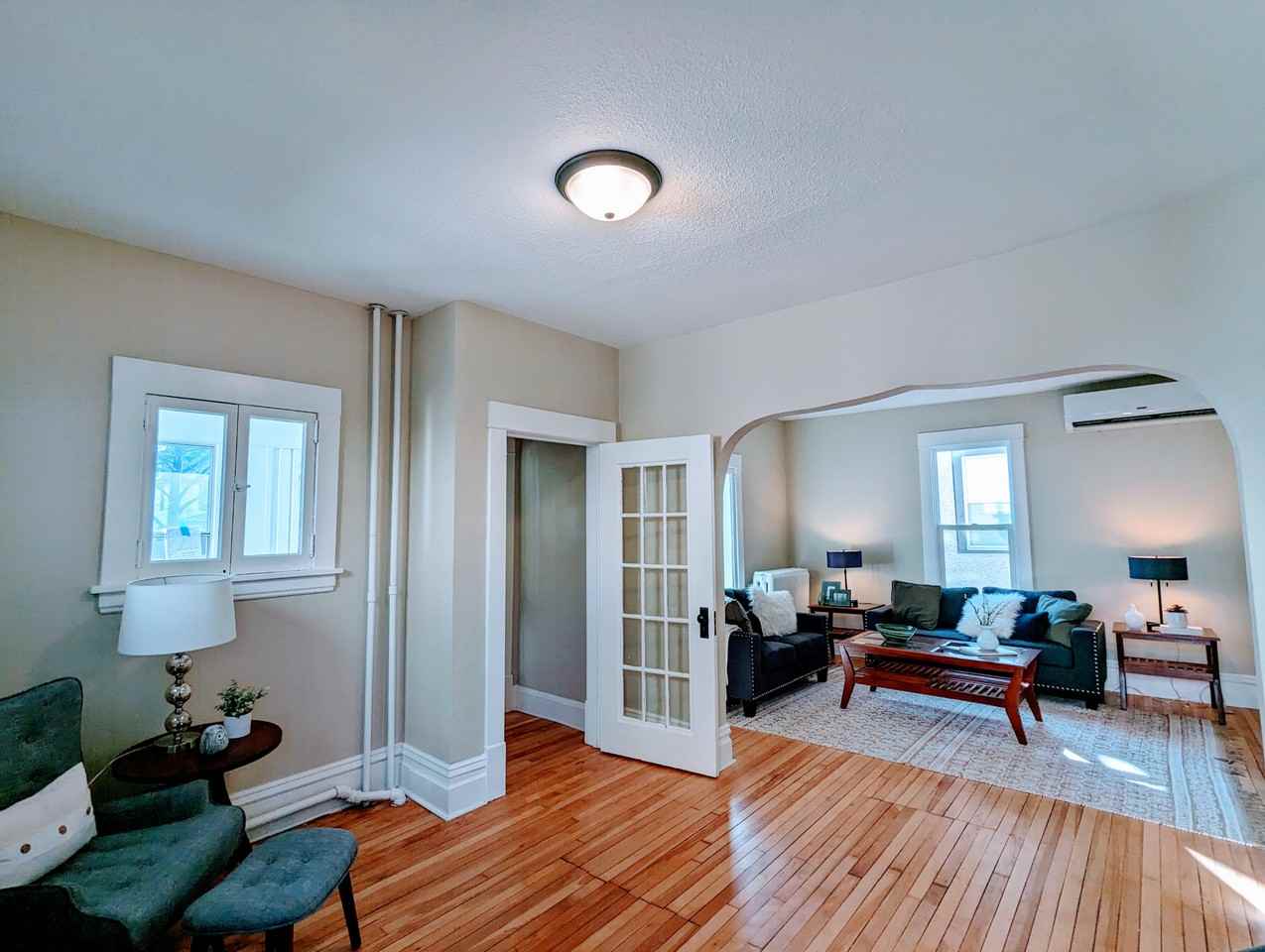 3620 Pillsbury Ave S - Photo 4 of 18