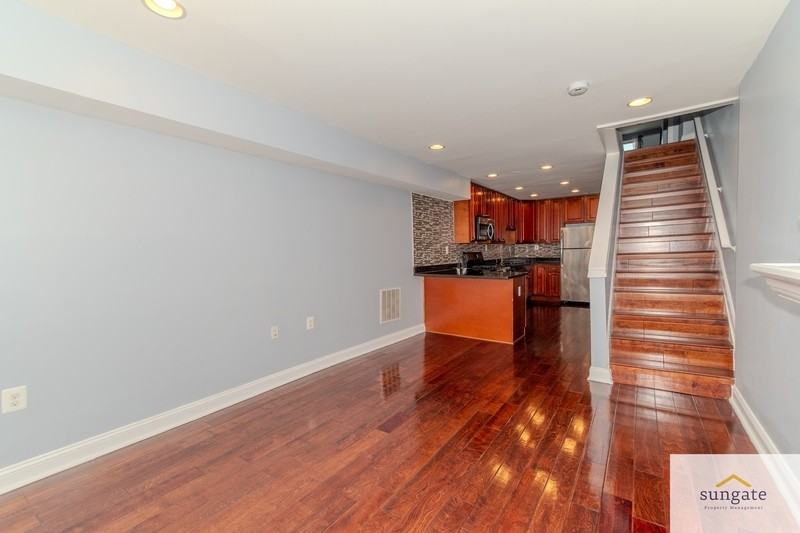 2343 Mcelderry St - Photo 4 of 31