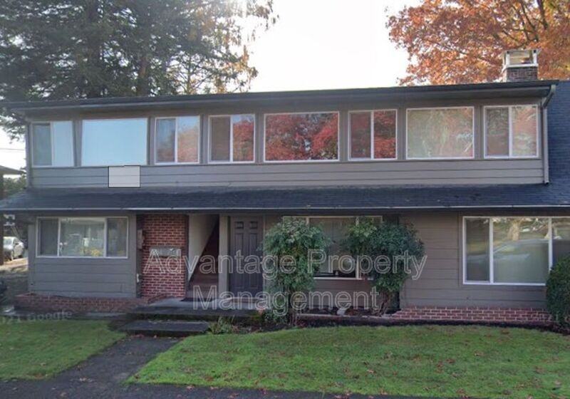 2658 Nw Tyler Ave - Photo 2 of 7