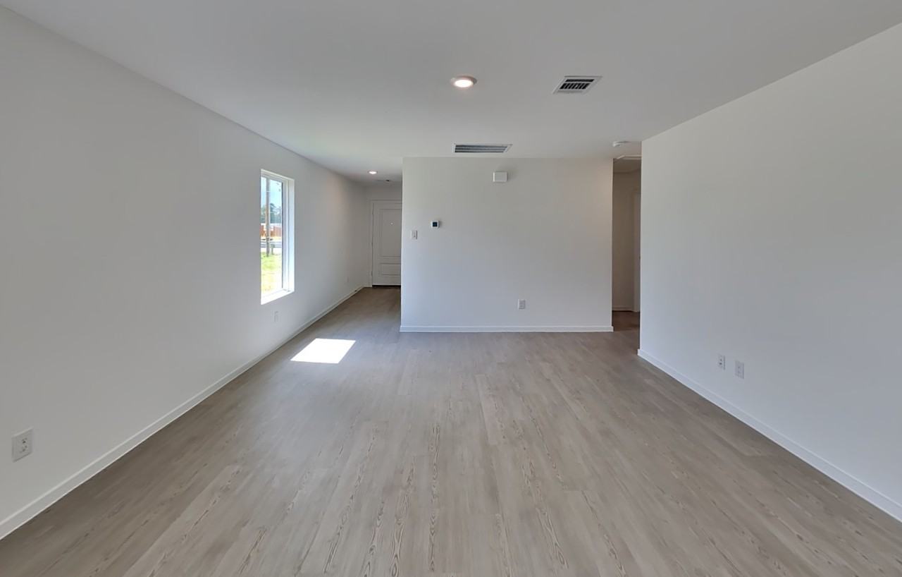 18719 Barrichello Dr - Photo 5 of 19