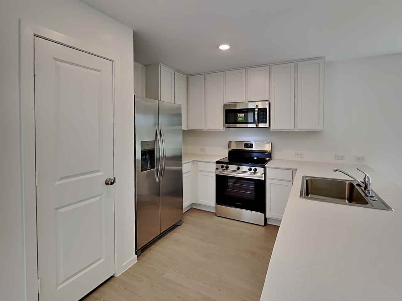 18719 Barrichello Dr - Photo 7 of 19