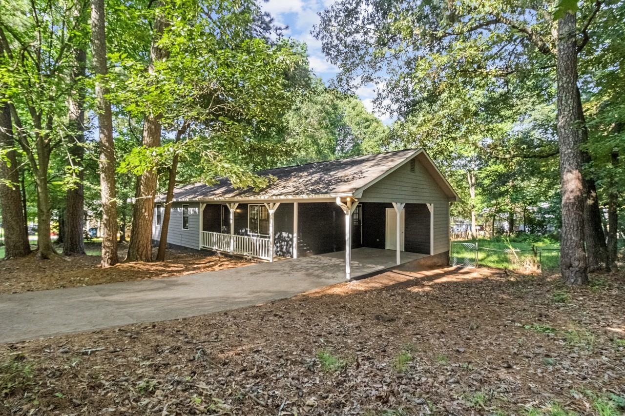 30 Wake Rd - Photo 3 of 20