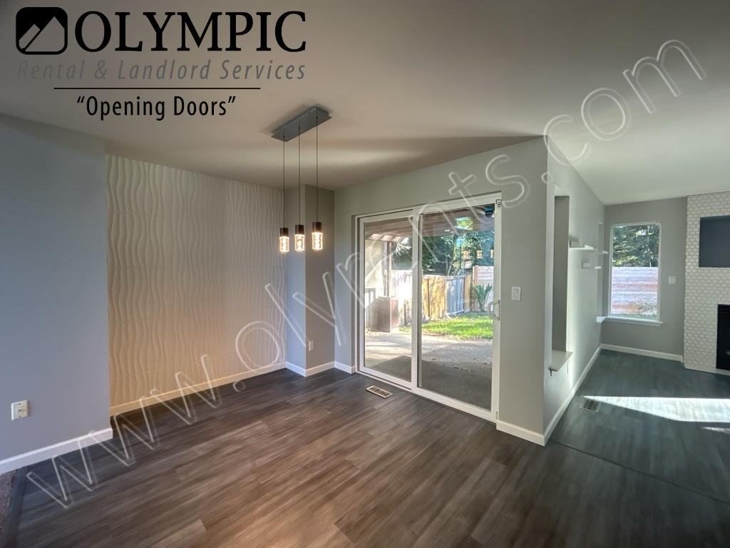 2289 56th Ave Sw - Photo 7 of 41
