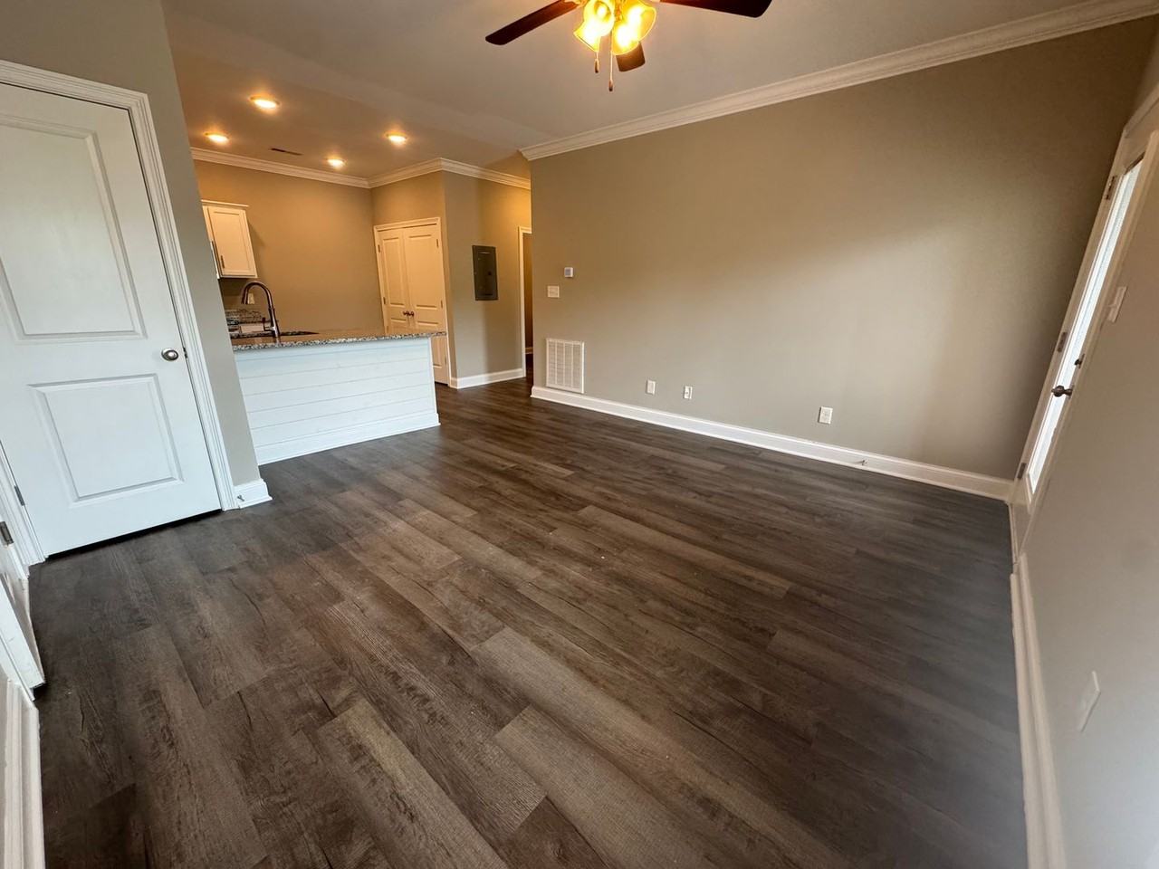 113 Middle Bridge Stub Road - Photo 2 of 23