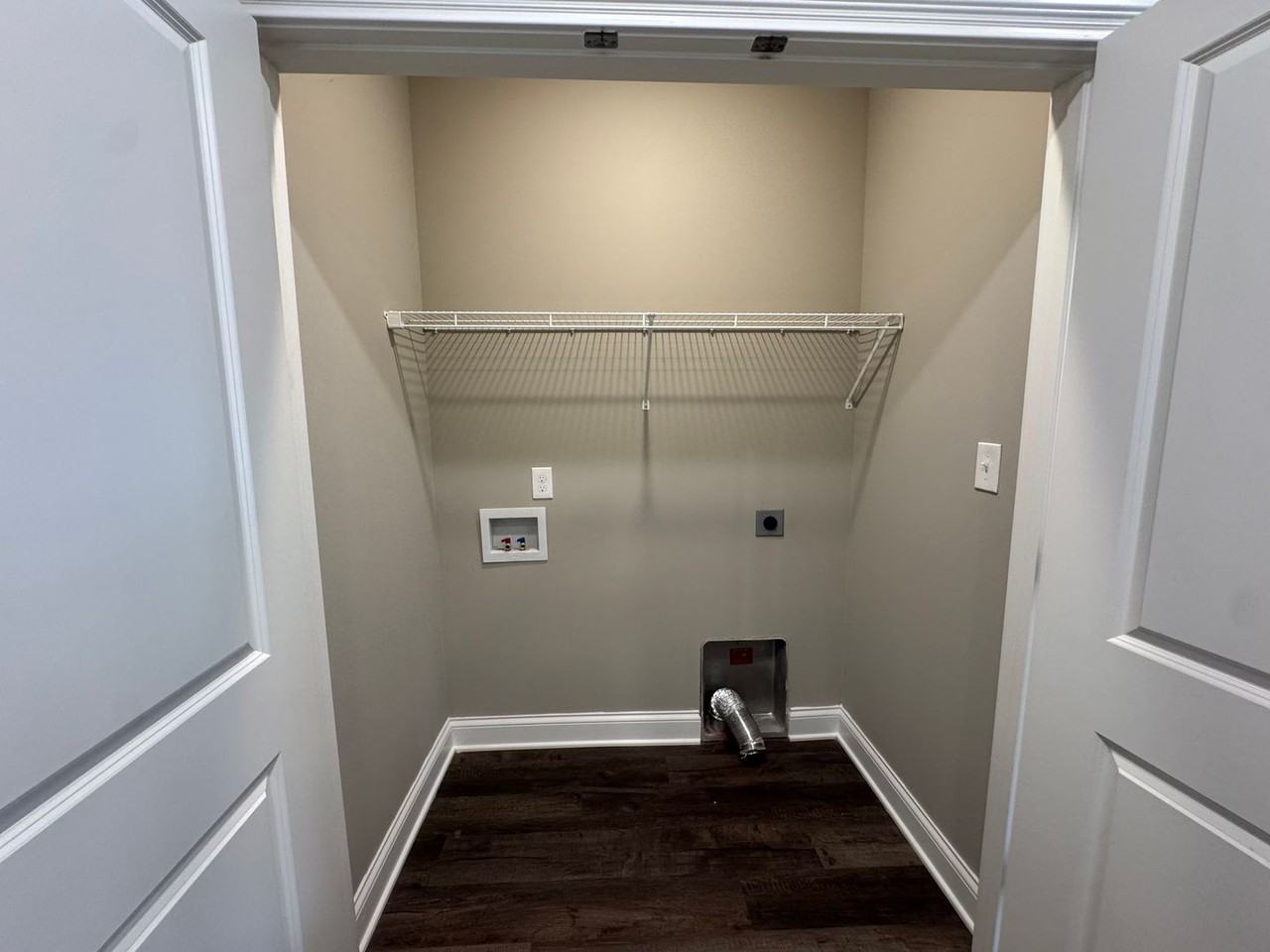 113 Middle Bridge Stub Road - Photo 4 of 23