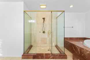 1908 Oakwood St - Photo 1 of 1