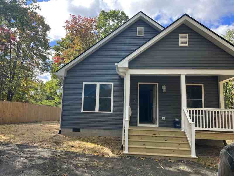 2420 Middle River Rd - Photo 3 of 20