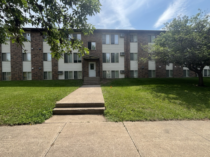 900 7th Ave S #102 - Photo 2 of 4