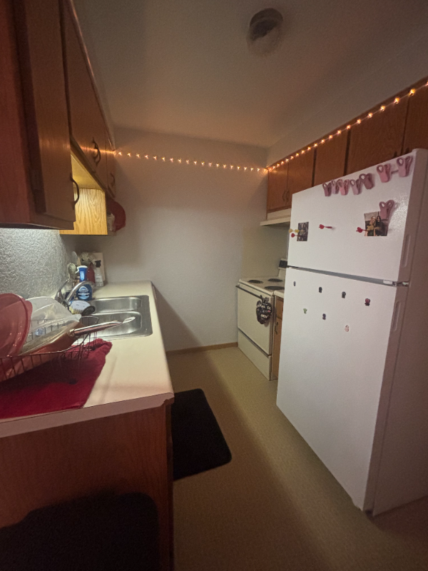 819 5th Ave S #104 - Photo 7 of 17