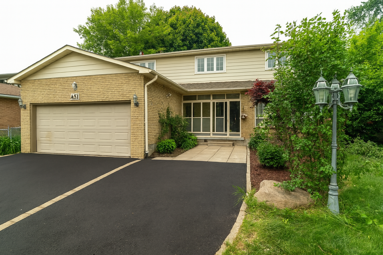 Bayview Ave & Major Mackenzie Dr E - Photo 2 of 26