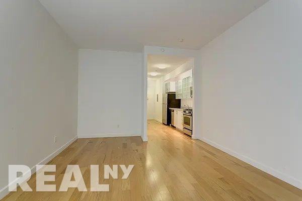 Wall St #19E - Photo 3 of 8