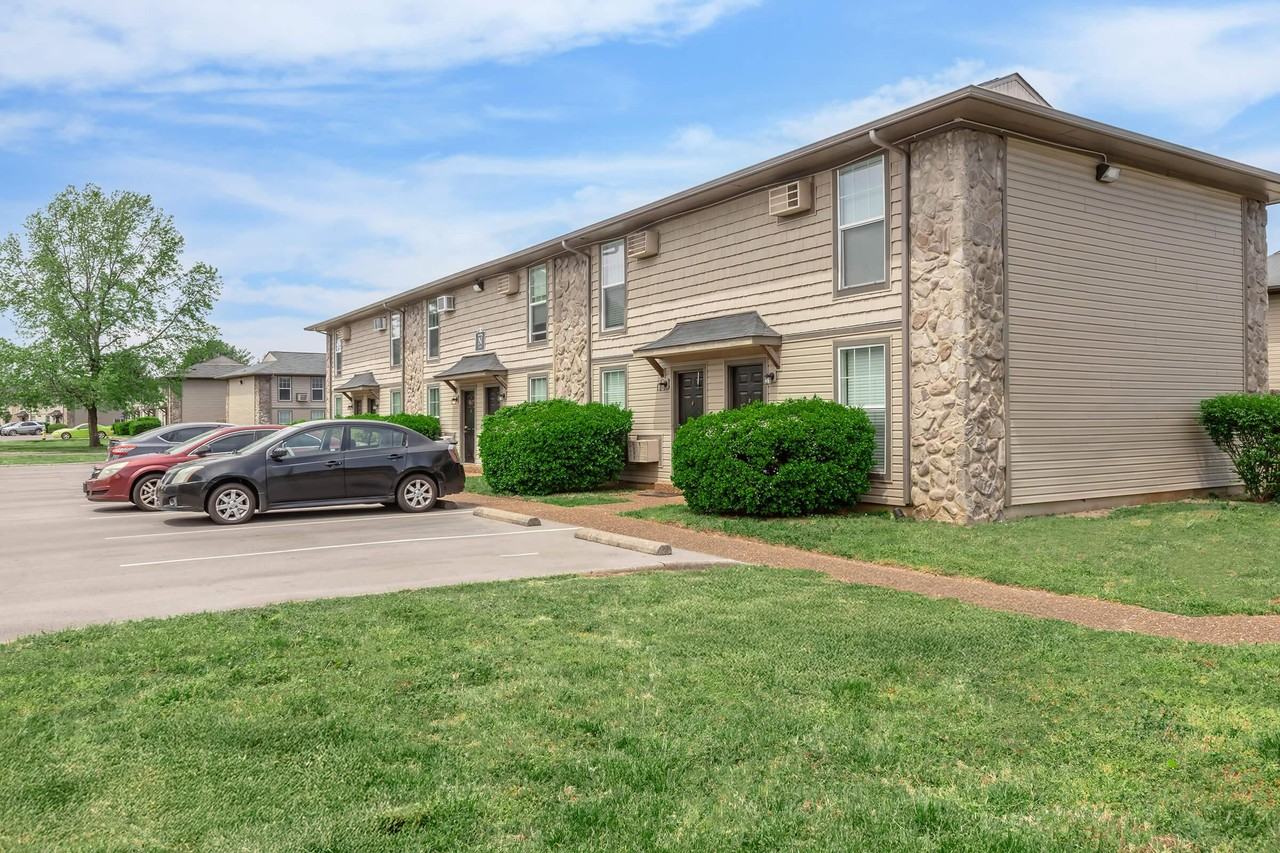 Northfield Lodge - Photo 6 of 19