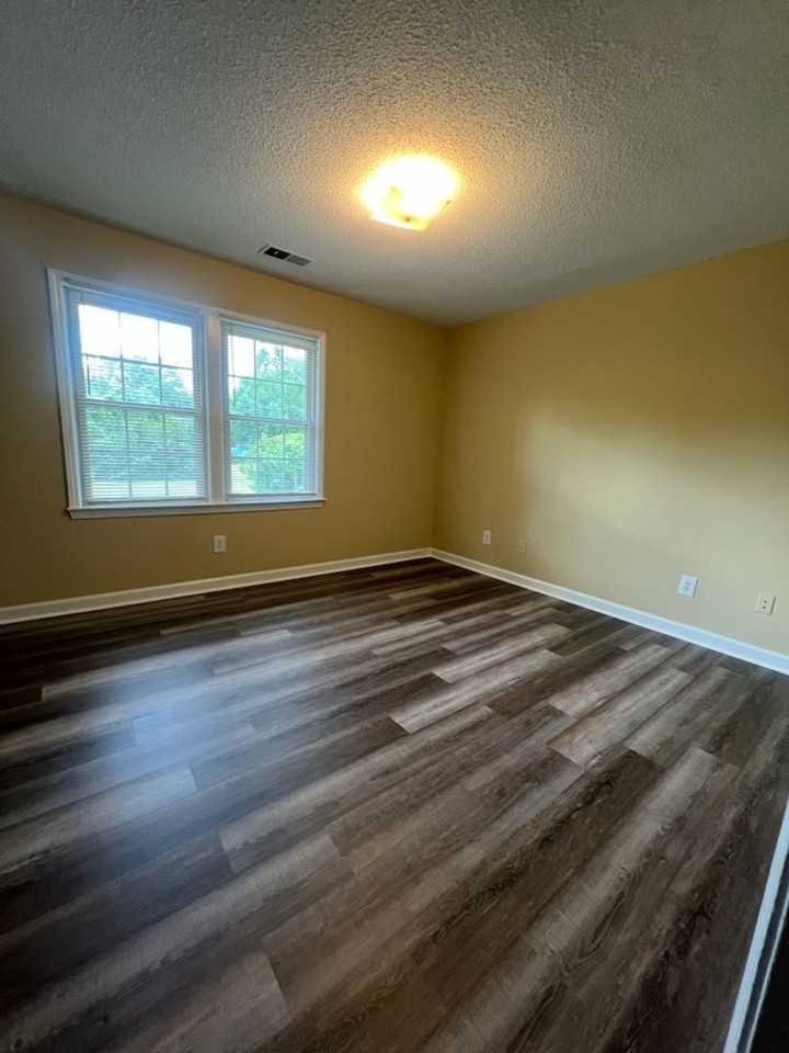 312 Rainbow Dr #3B - Photo 7 of 13