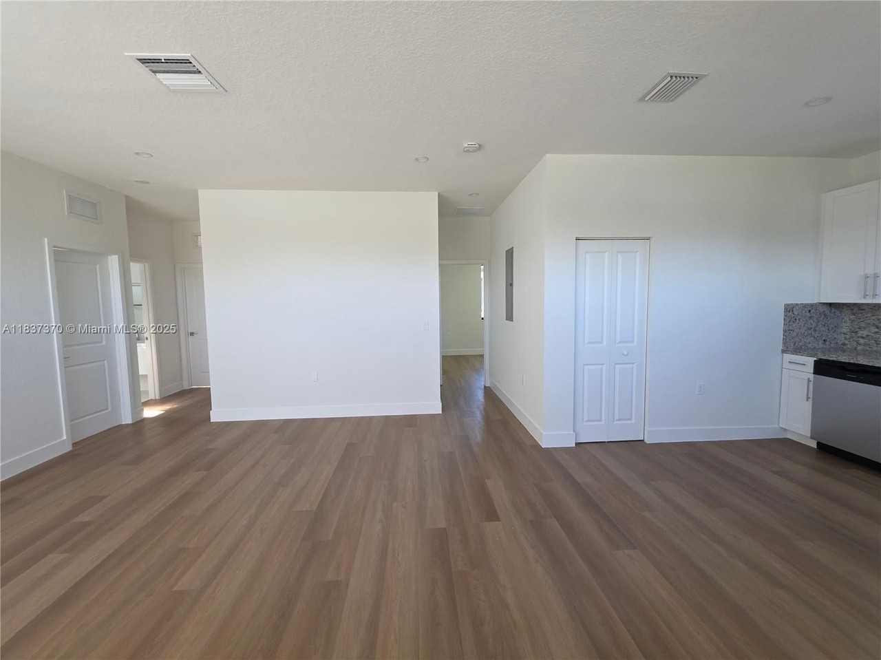 1321 Northwest 6th Avenue #B - Photo 6 of 18