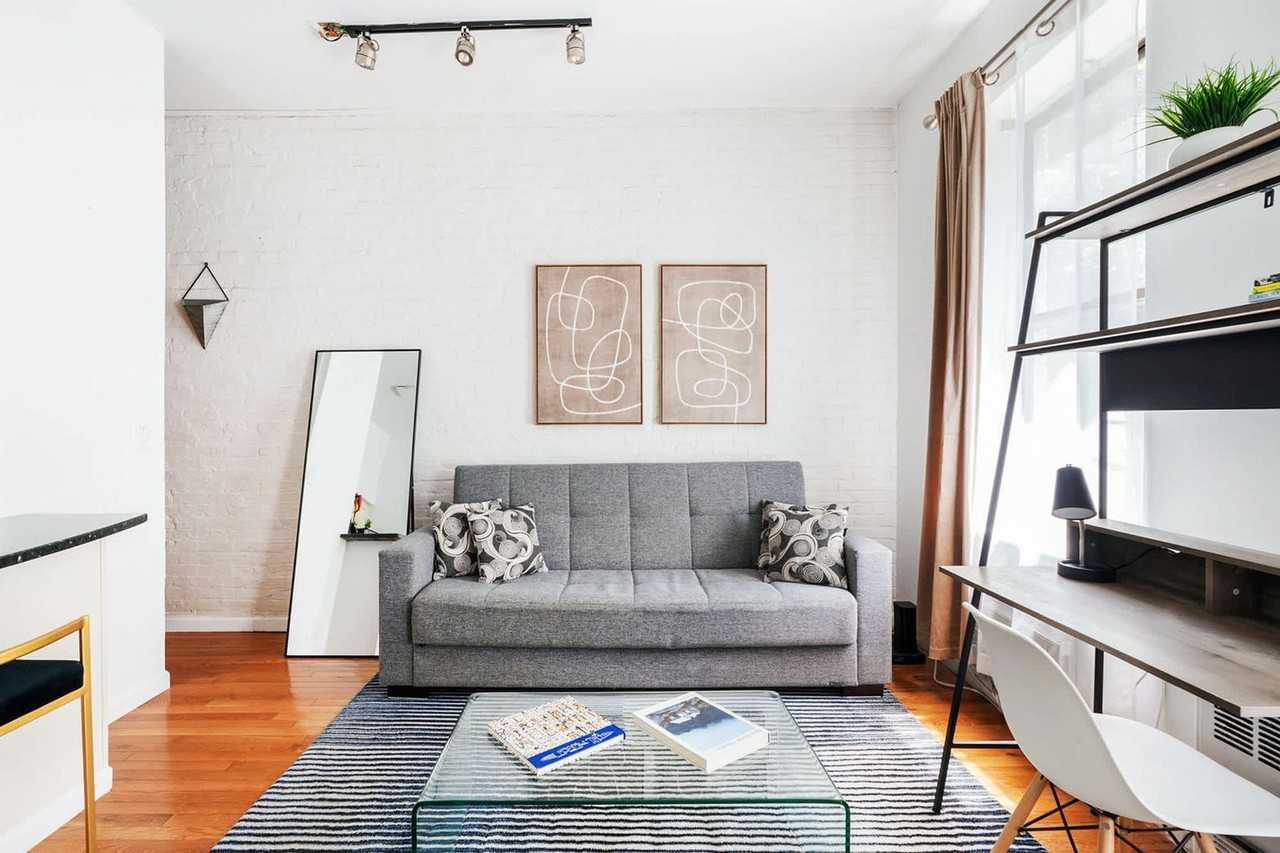 240 E 26th St #1021846P - Photo 4 of 23