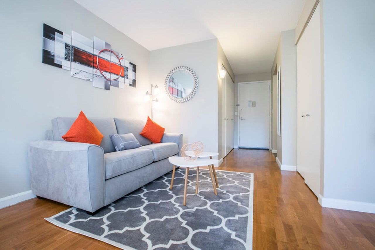 201 W 87th St #1251666P - Photo 2 of 24