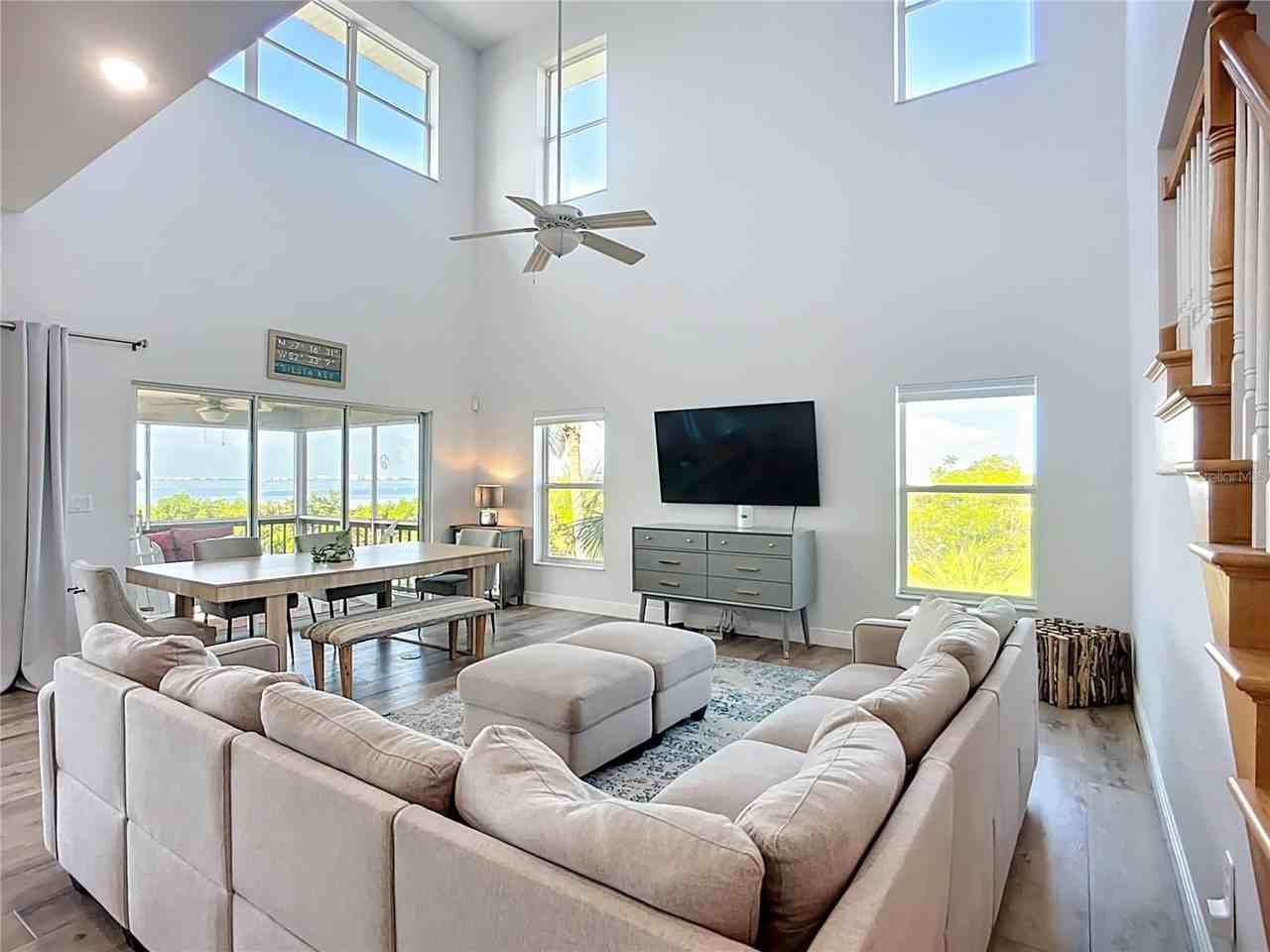 2426 69th Ave W #2426 - Photo 3 of 50