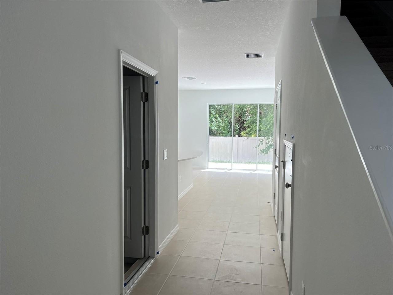 6413 Fairmont Ln - Photo 2 of 23