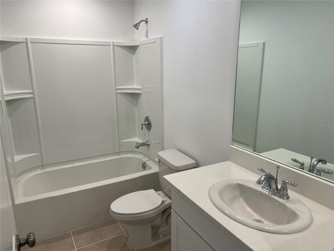 6413 Fairmont Ln - Photo 7 of 23