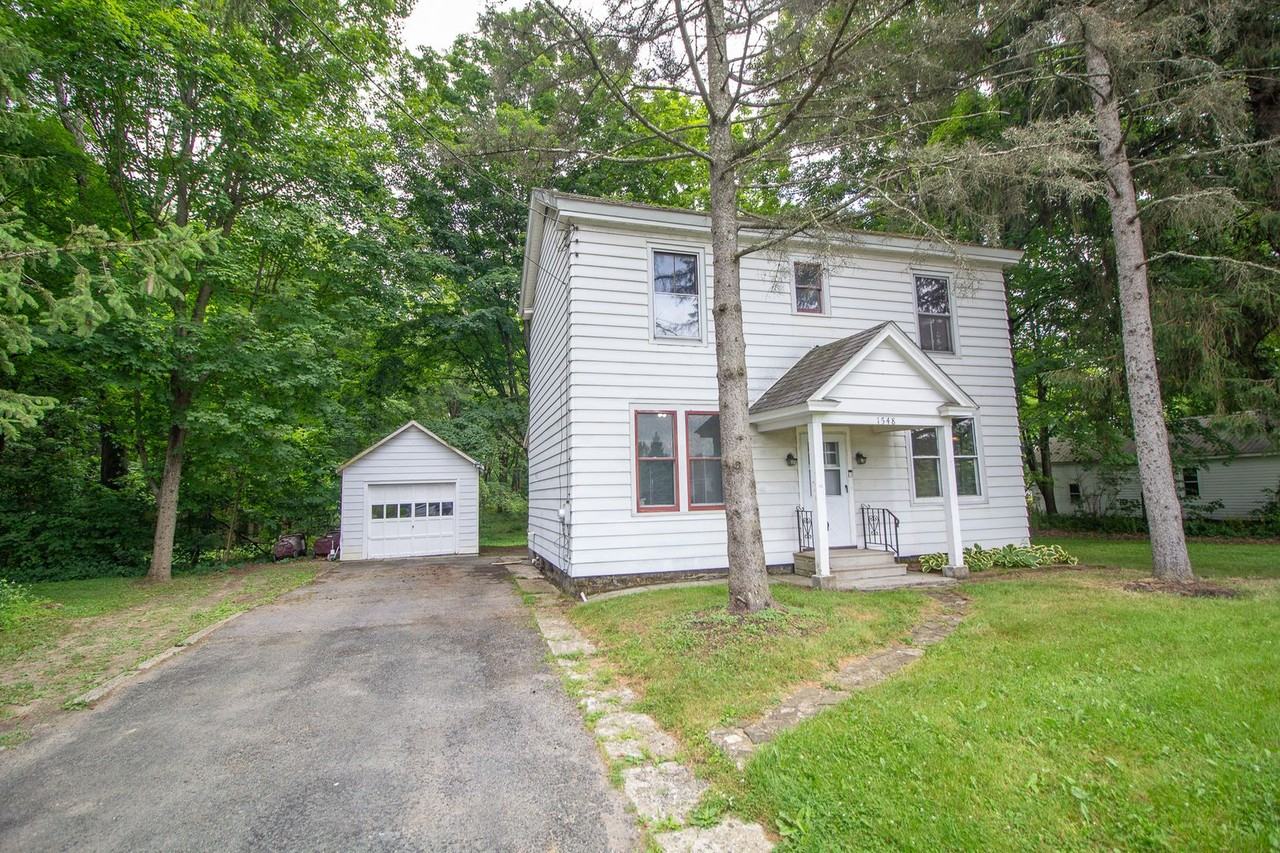 92 Miller Rd - Photo 2 of 18