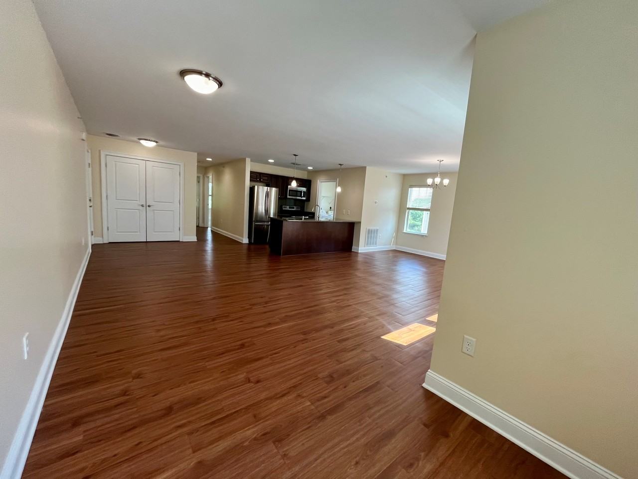 The Springs Luxury Apartments - Photo 5 of 18