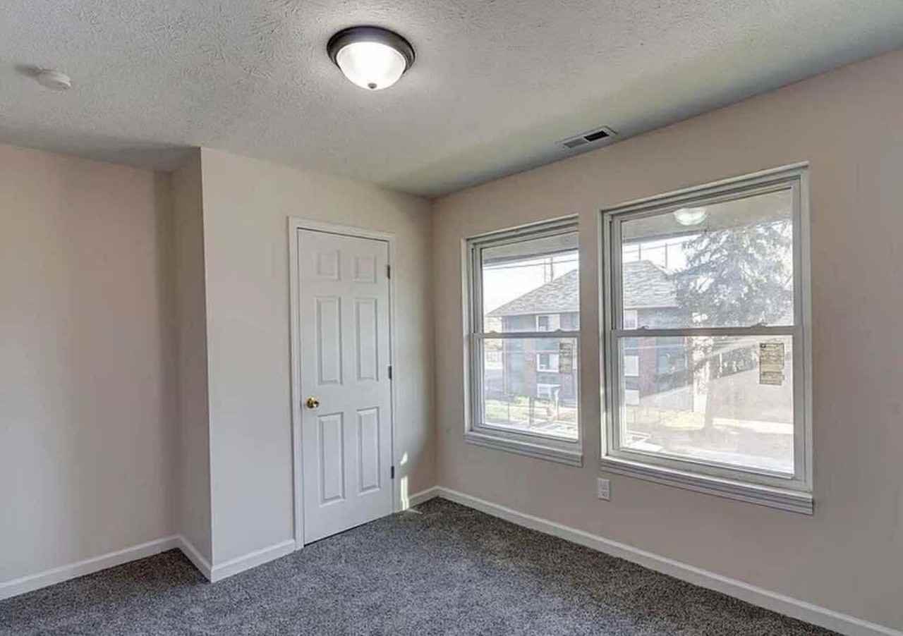 1135 Fairfield Ave #1135 - Photo 4 of 10