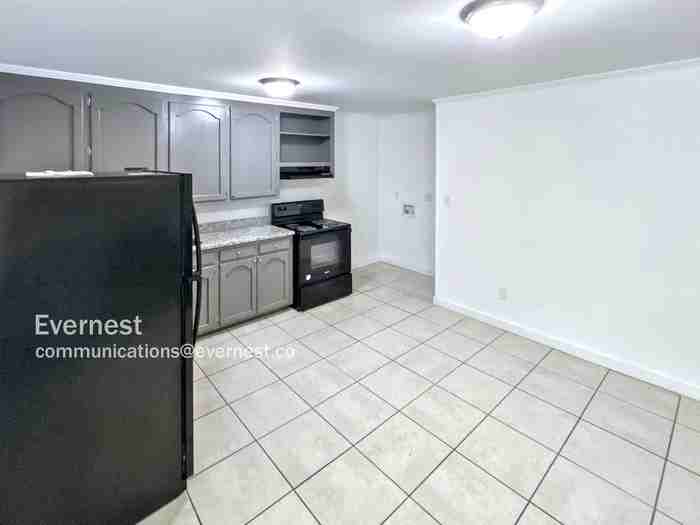 1500 John Ave - Photo 2 of 33