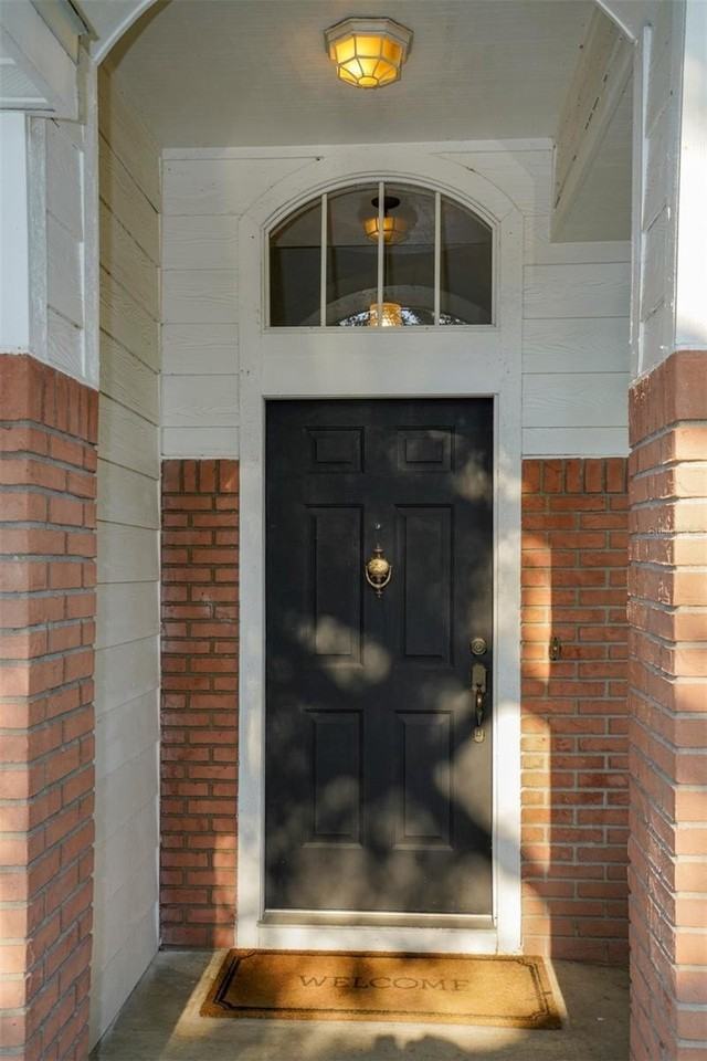 5136 Sterling Manor Dr - Photo 3 of 34