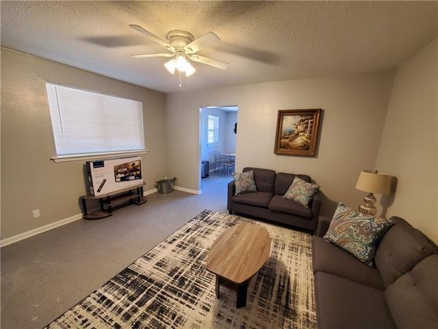 110 Tau St ##B - Photo 4 of 17