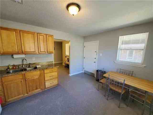 110 Tau St ##B - Photo 6 of 17