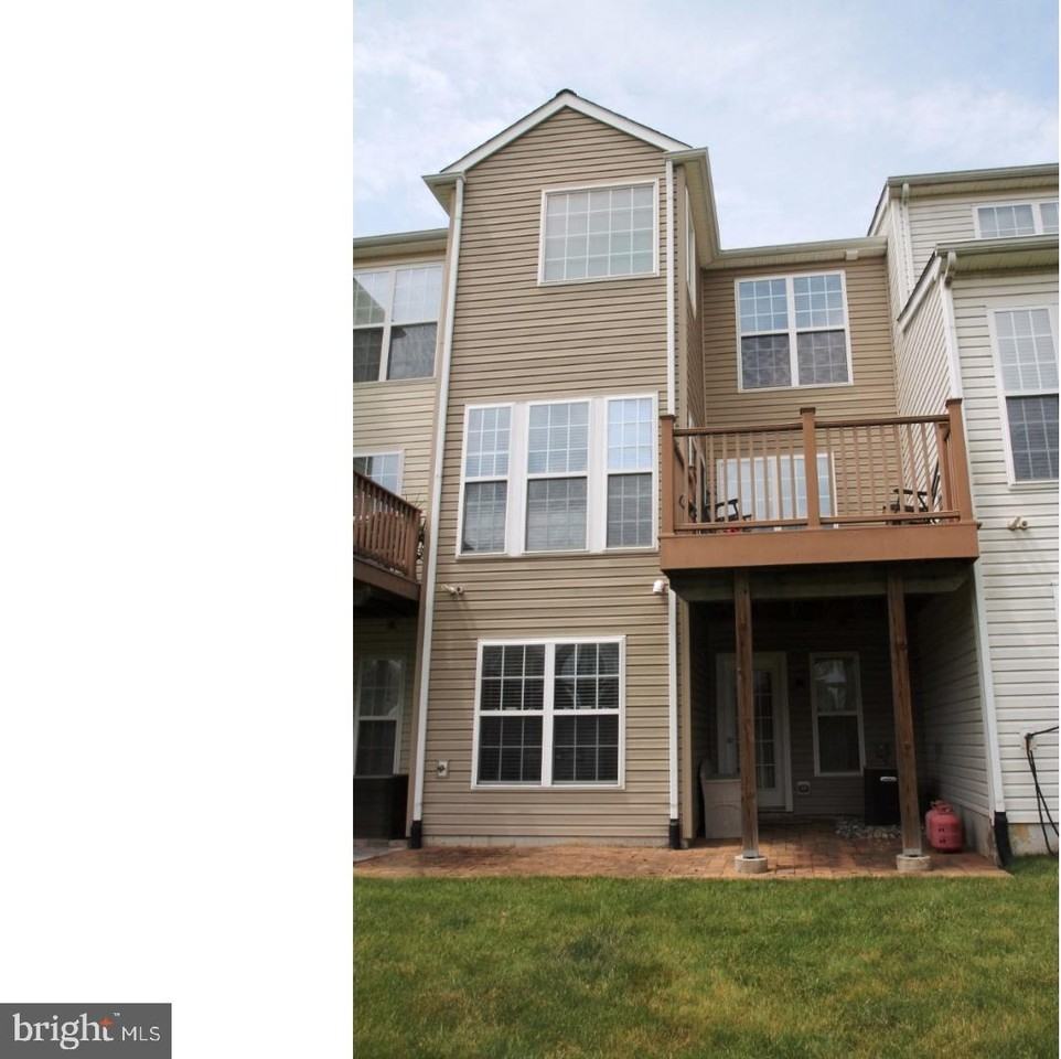 157 Hudson Dr - Photo 2 of 27