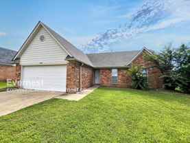 9136 Bentley Woods Dr - Photo 1 of 1