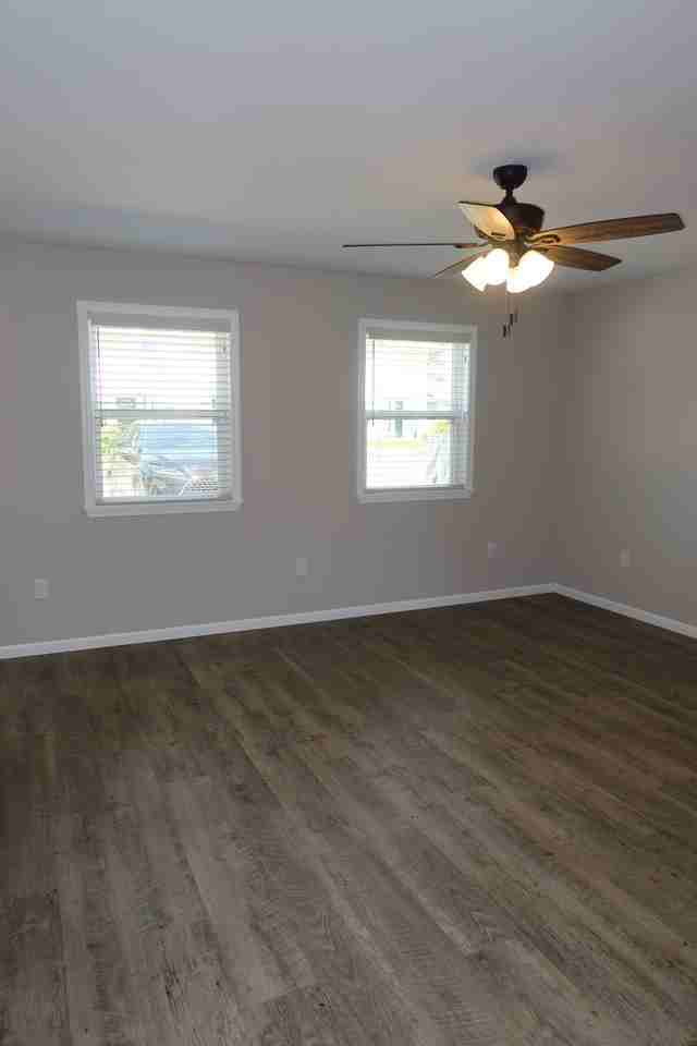 2700 Burke Ave #1503 - Photo 4 of 32