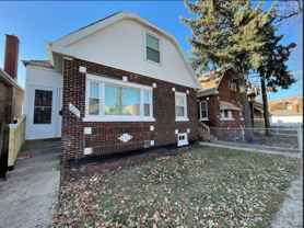 9322 S Saginaw Ave - Photo 1 of 1