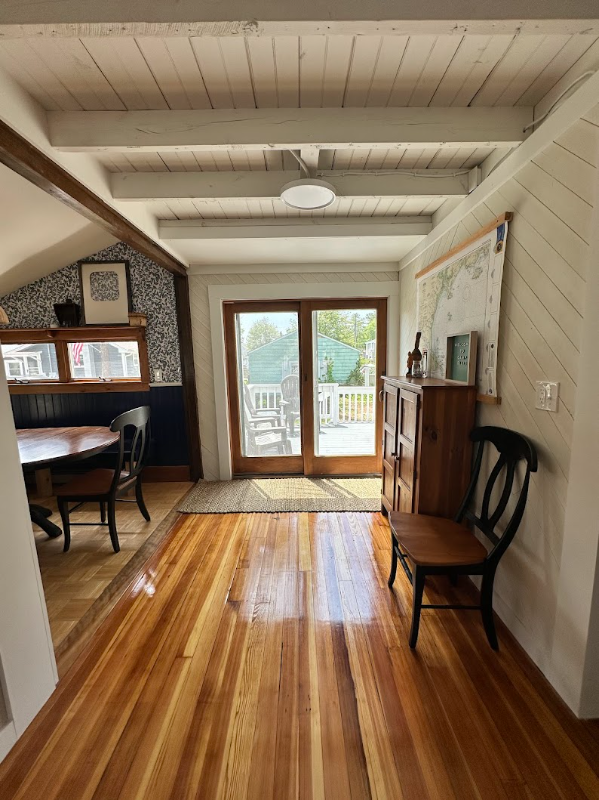 11 Lower Beach Rd - Photo 7 of 27