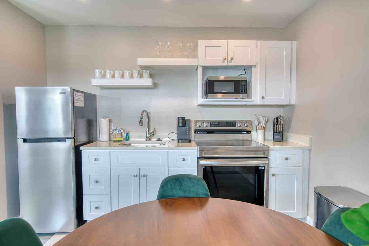 126 Mango Street - Photo 5 of 18