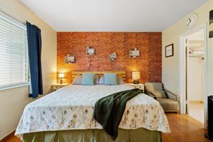 1739 Washington St - Photo 1 of 1