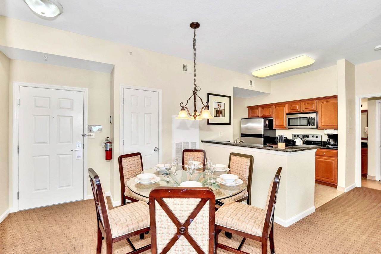 8113 Resort Village Dr #1244628P - Photo 7 of 19