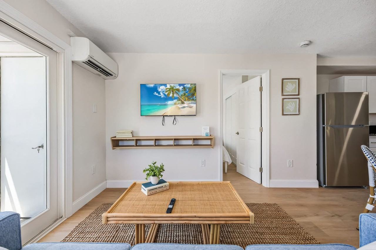 637 S Orlando Ave #1245227P - Photo 3 of 20