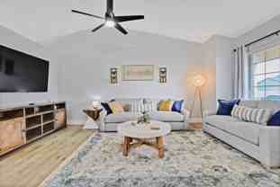 1213 Cattail St - Photo 1 of 1