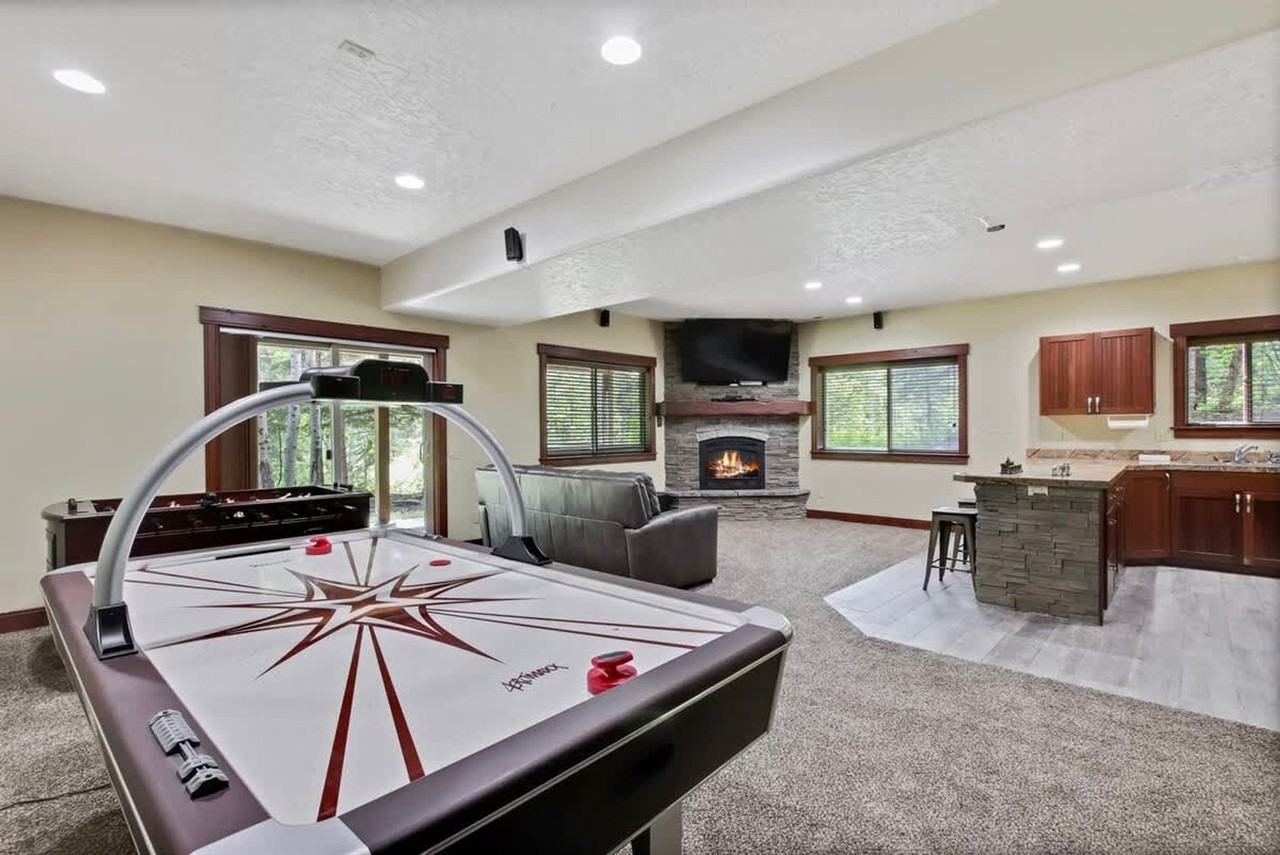 712 Broken Rein Road - Photo 7 of 69