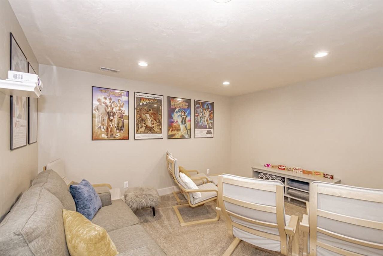 1120 Monroe Ct #1250642P - Photo 5 of 50