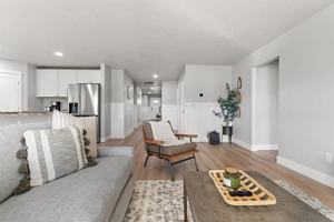 featured image of 171 E Red Rock St