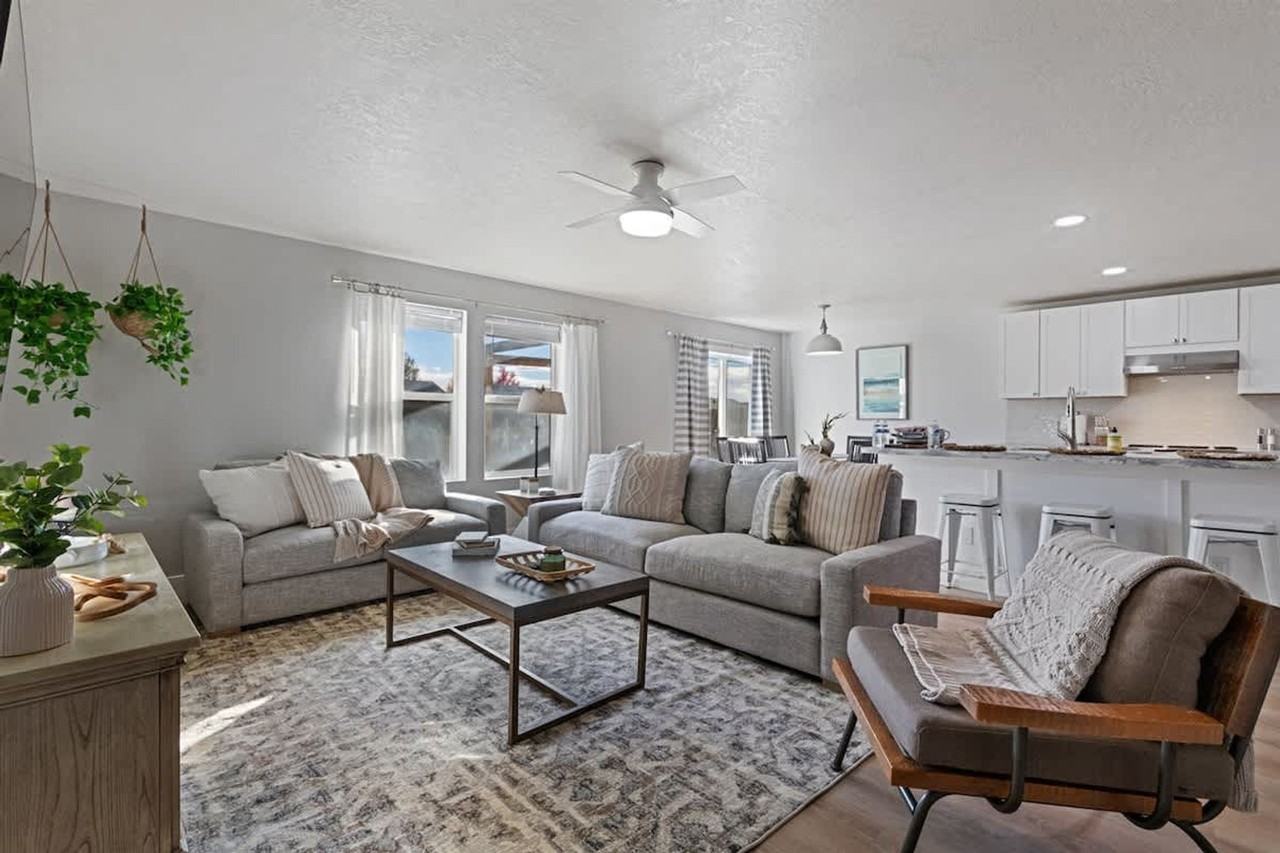 171 East Red Rock Street #1250662P - Photo 2 of 41